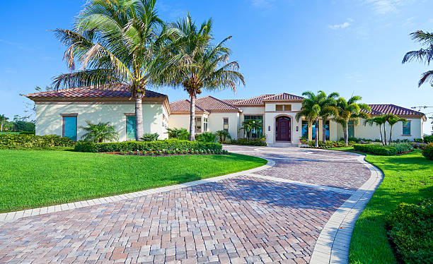 Best Custom Driveway Pavers  in Leavenworth, KS
